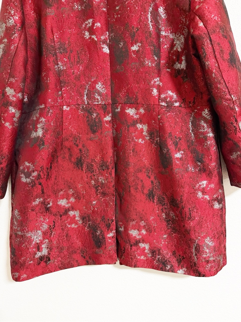 Chicos Metallic Jacquard Topper Overcoat Red Size 16 - Picture 8 of 12